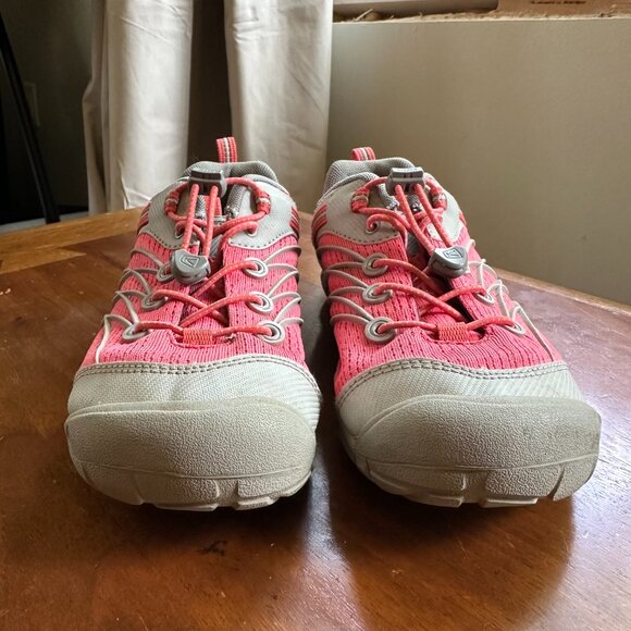 KEEN Chandler CNX Hiking Shoe | Kids Girls size 3 | Drizzle/Dubarry pink - Picture 4 of 9